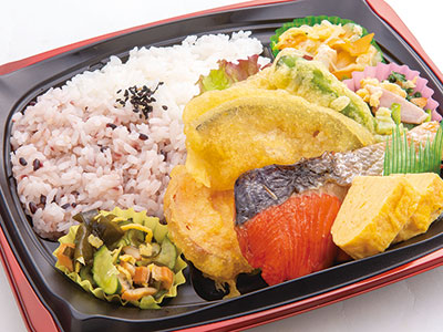 鮭の塩焼き弁当