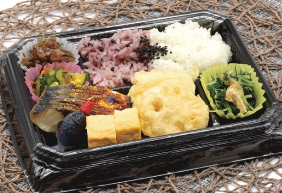 鯖の塩焼き弁当