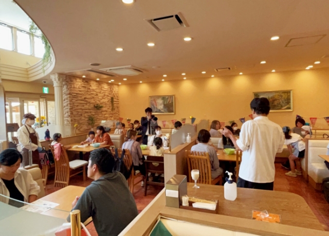 豆腐ピザづくり体験の様子④